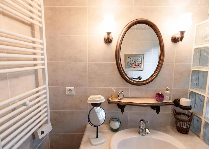 Les Volets Bleus Ferienhaus