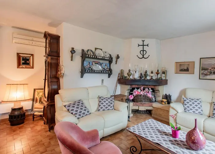 Ferienhaus Les Volets Bleus