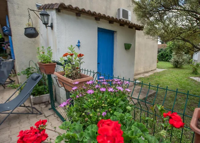 Les Volets Bleus Clarensac